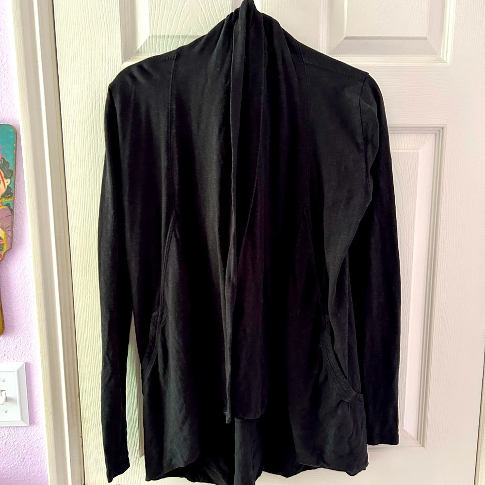 Lucy Lightweight Wrap (M)